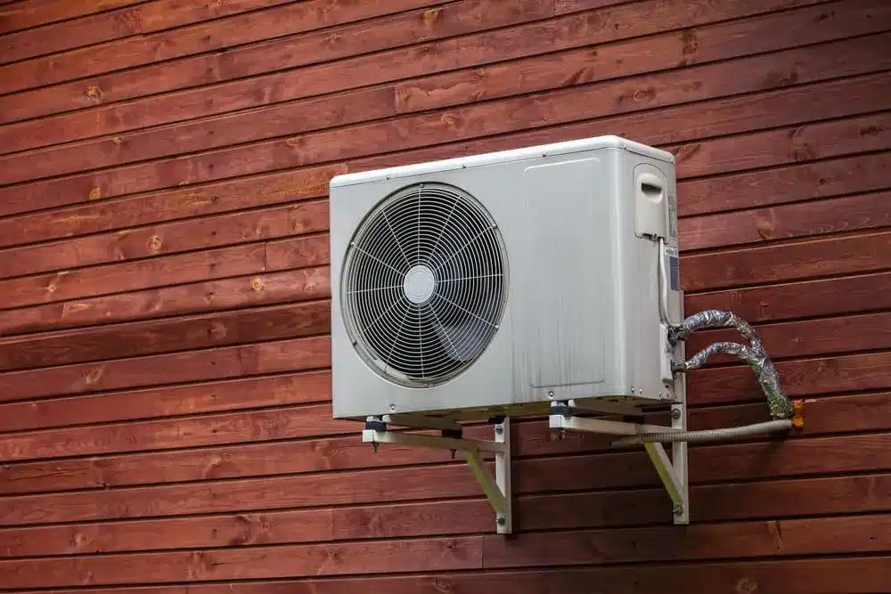 A view of an ac outer with a stopped fan